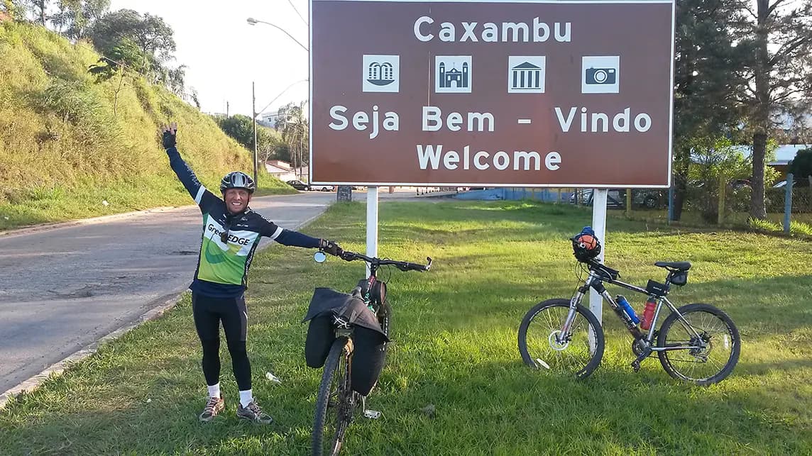 Longe do céu, perto dos anjos