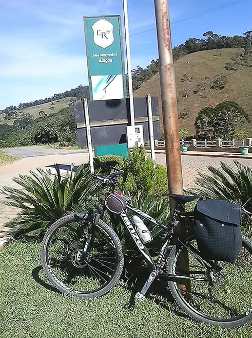 Longe do céu, perto dos anjos