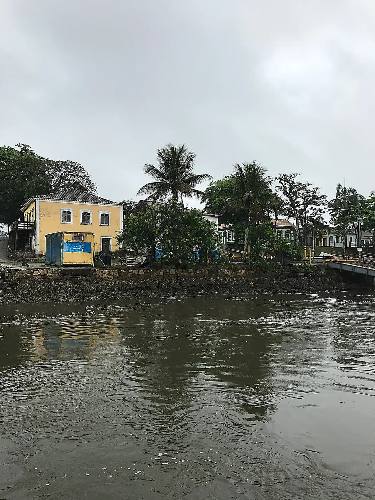 Chuva, pedal e história