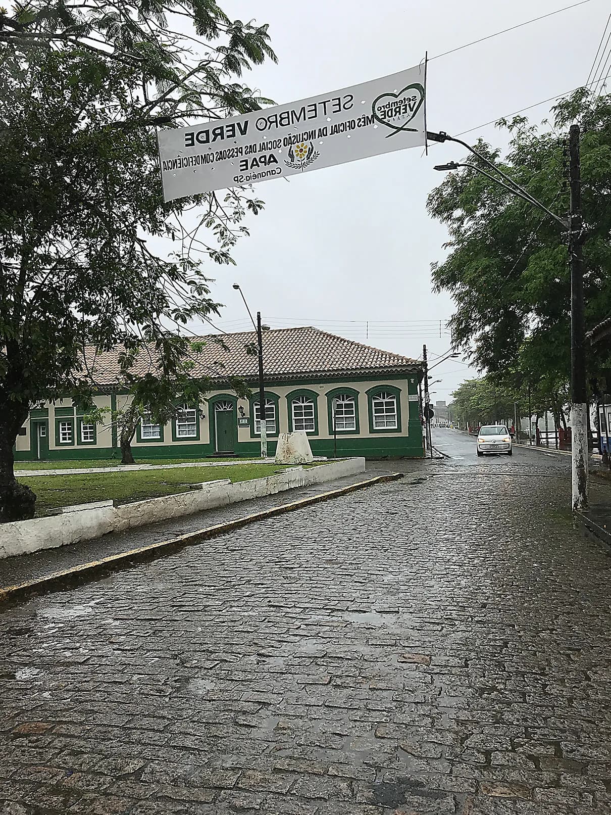 Chuva, pedal e história