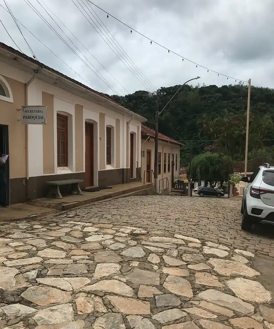 Muitas Capelas